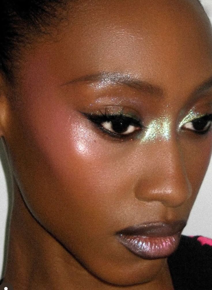 Festival Makeup Looks to Try This Season